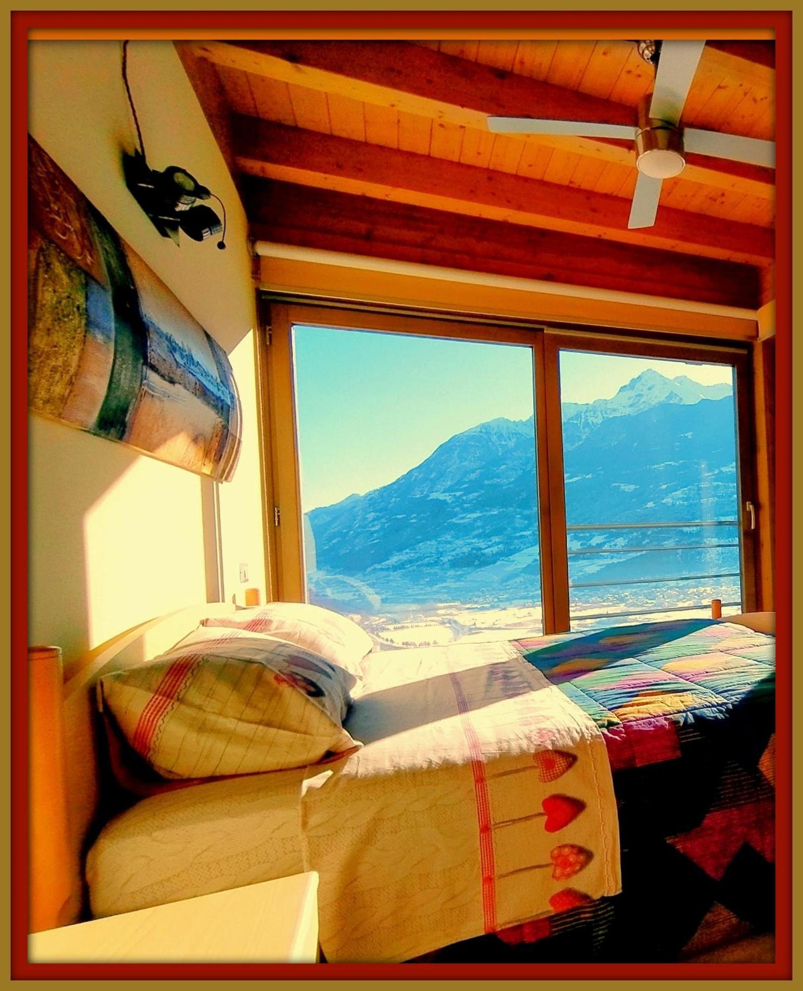 Atmosfera E Vista Mozzafiato Chalets Aosta Room photo